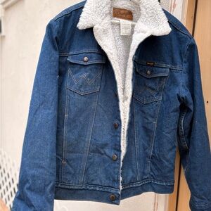 Vintage Wrangler Classic Blue Jacket with Sherpa Lining flawed